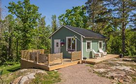 Cozy Holiday House Close To Nature In Oedeshoeg, Graenna
